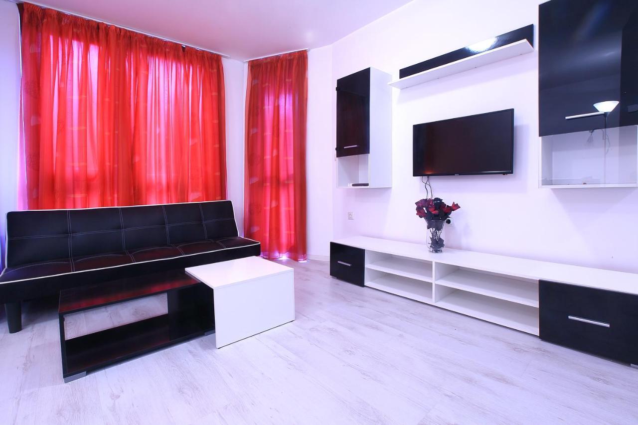 بالشيك Modern Delux Apartments In Flowers&Pool Private Complex المظهر الخارجي الصورة