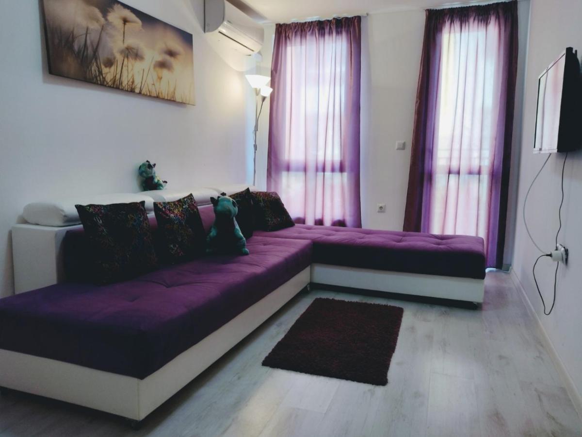 بالشيك Modern Delux Apartments In Flowers&Pool Private Complex المظهر الخارجي الصورة