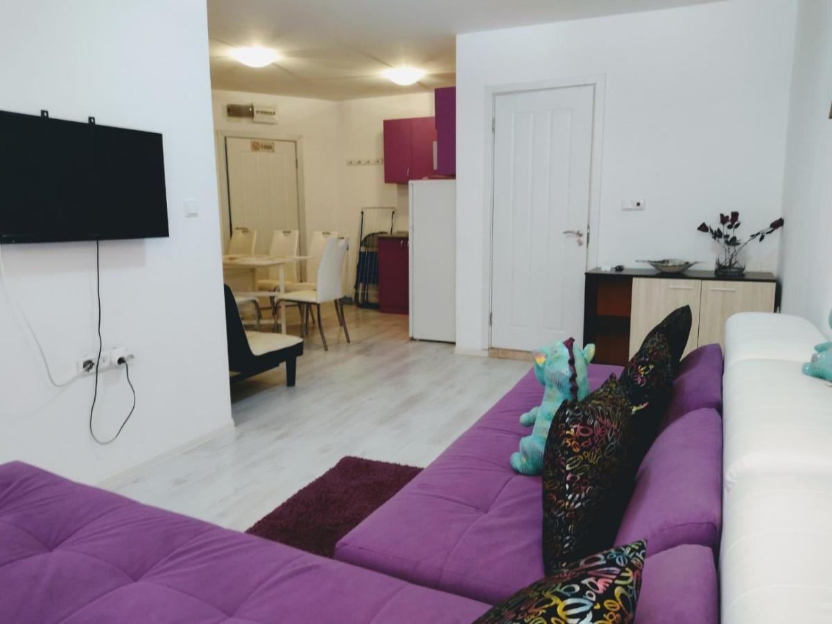 بالشيك Modern Delux Apartments In Flowers&Pool Private Complex المظهر الخارجي الصورة